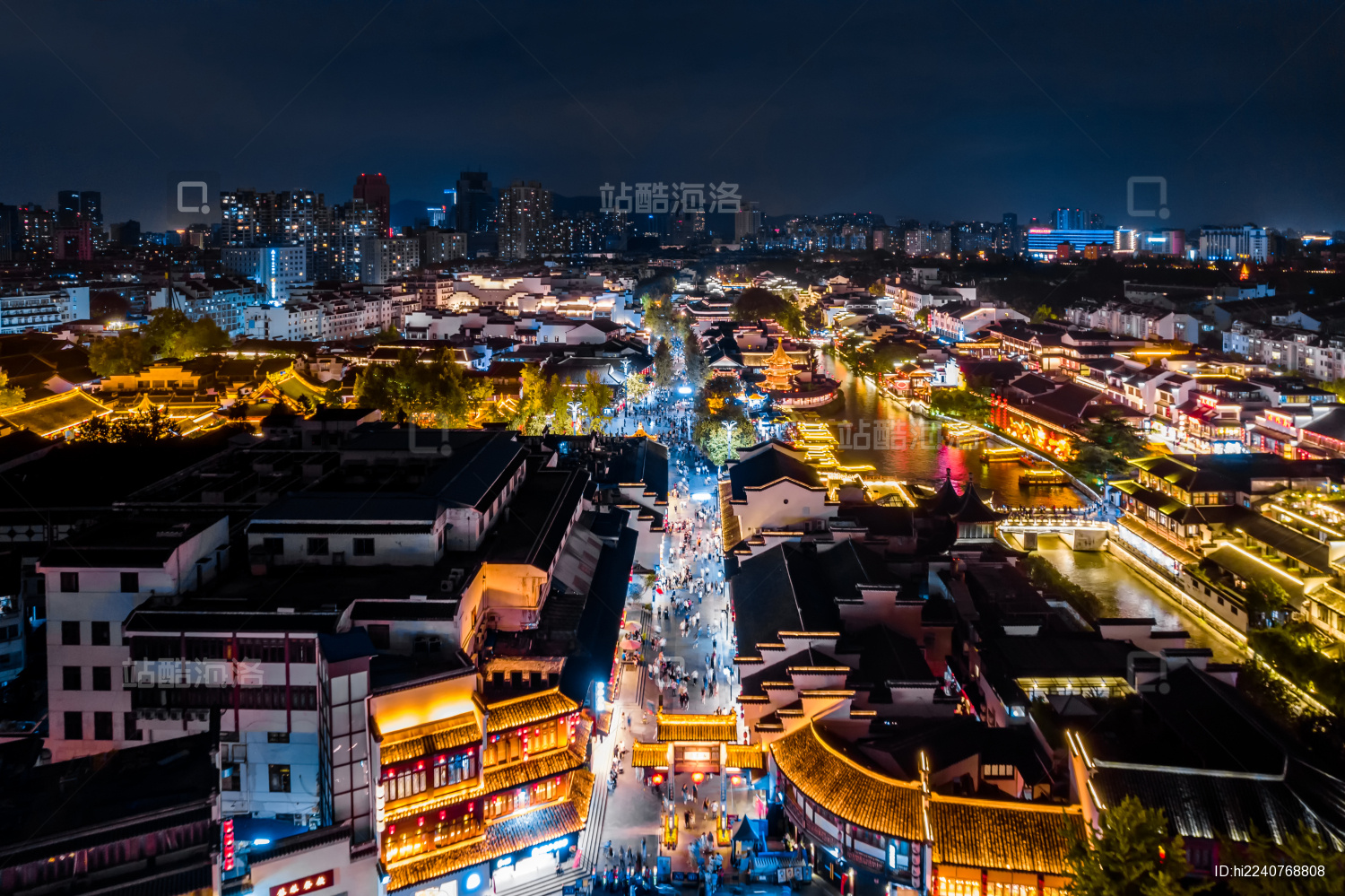 中国江苏南京夫子庙秦淮观光带贡院街夜景