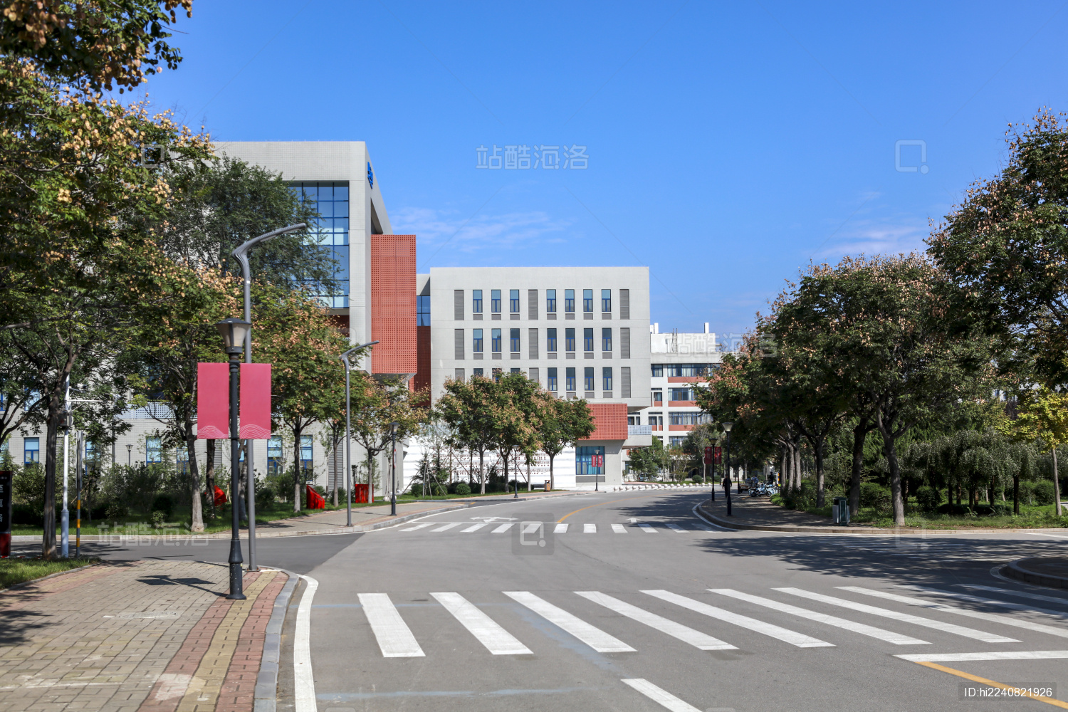中国山东管理学院长清校区校园风景_站酷海洛_正版图片_视频_字体