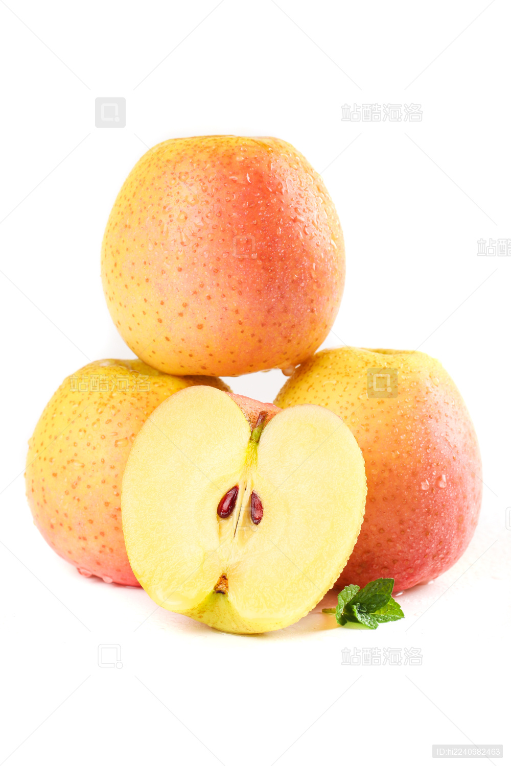 白底上的雀斑美人苹果