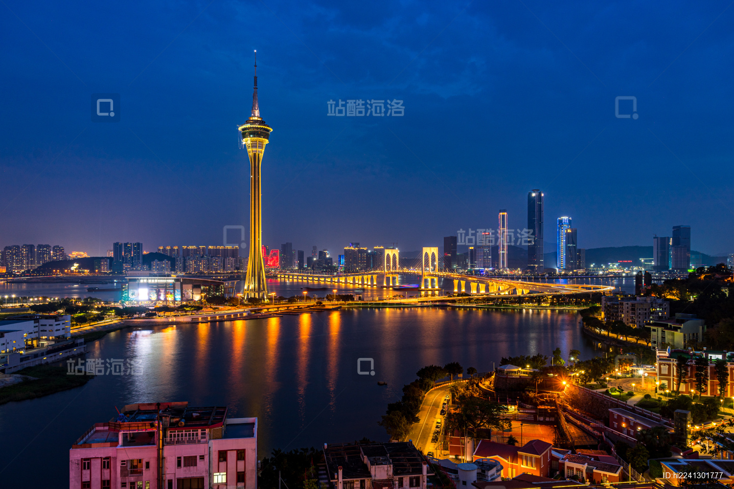 中国澳门塔和横琴粤澳深度合作区城市天际线