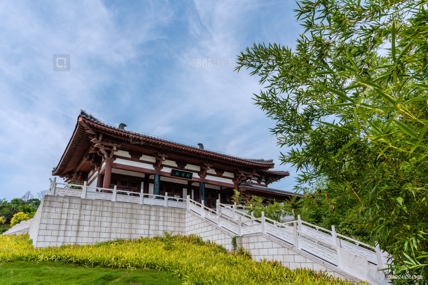 中国安徽宿州灵璧钟馗文化园的玲馨阁