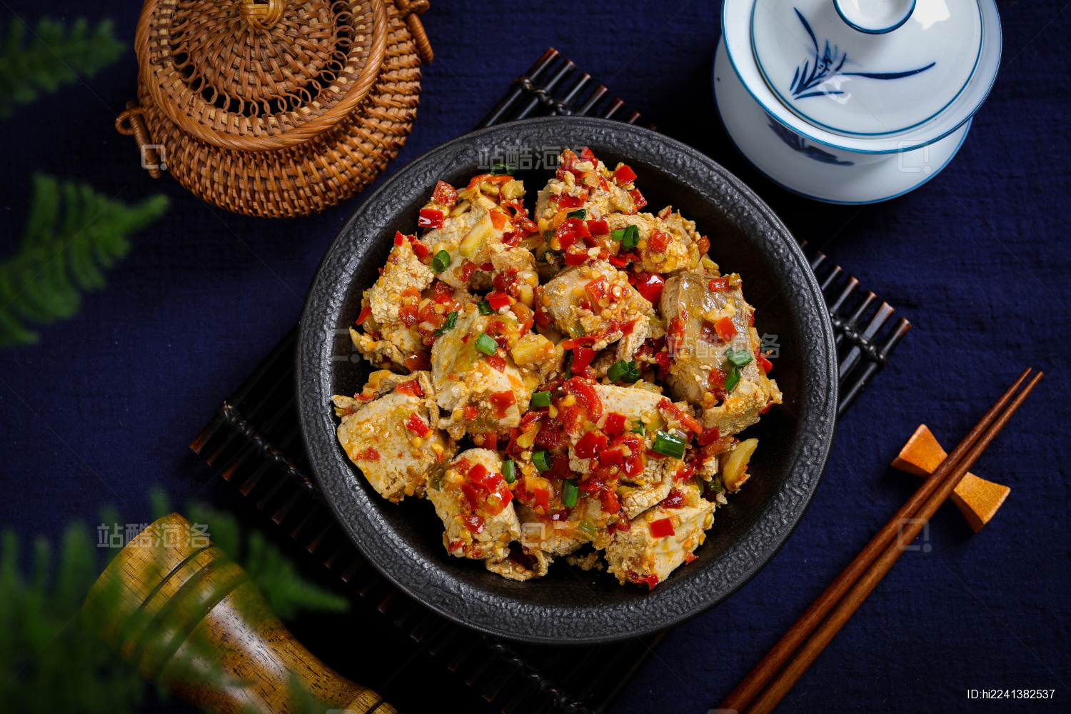 香辣美味农家菜蒸剁椒臭豆腐_站酷海洛_正版图片_视频_字体_音乐素材