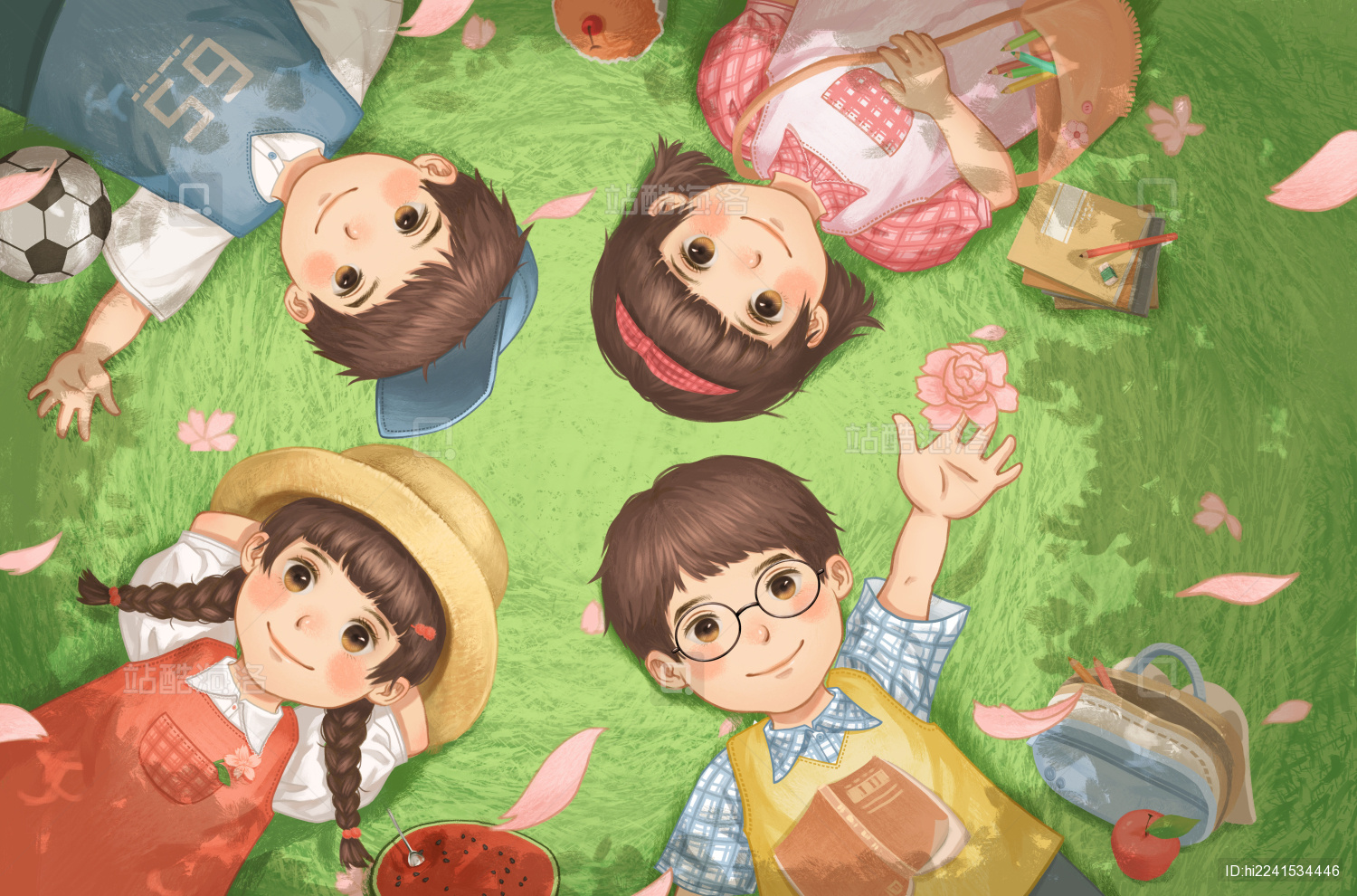 四个小朋友惬意地平躺在草地上