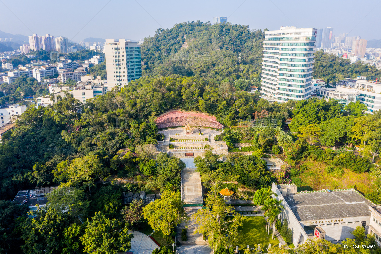 航拍中国广东珠海烈士陵园香洲烈士墓