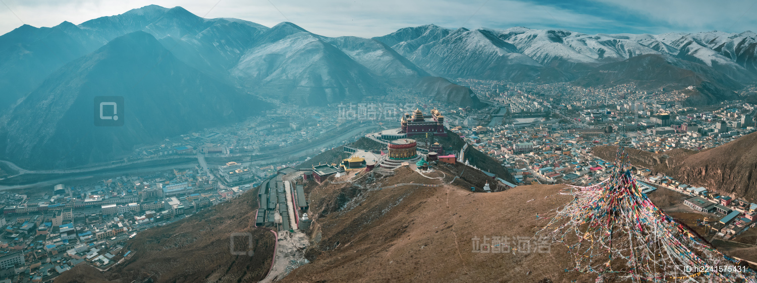 青海玉树城市结古寺风光航拍