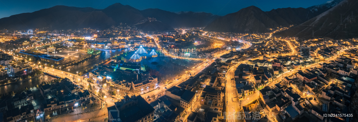 中国青海玉树城市夜景地标建筑风光航拍
