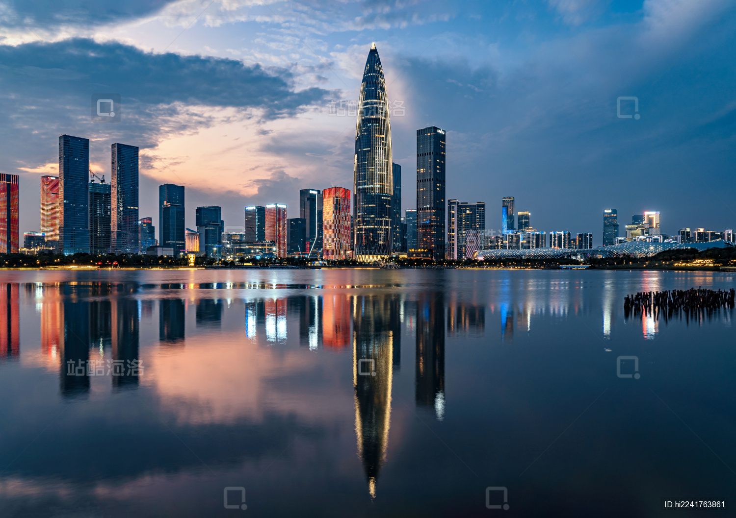 深圳人才公园夜景