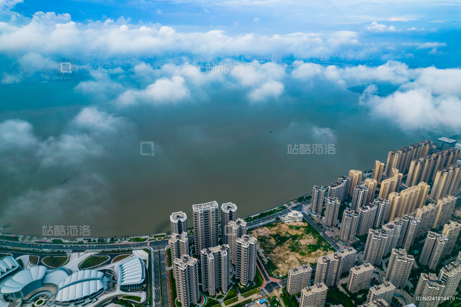 航拍广东省汕头南滨片区