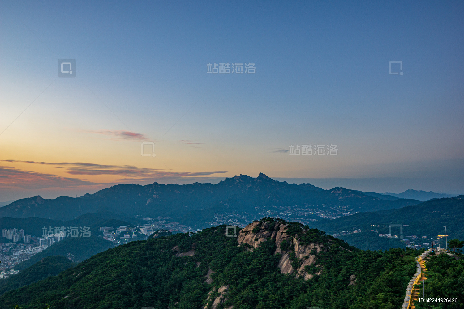 韩国 北汉山 风景_站酷海洛_正版图片_视频_字体_音乐素材交易平台