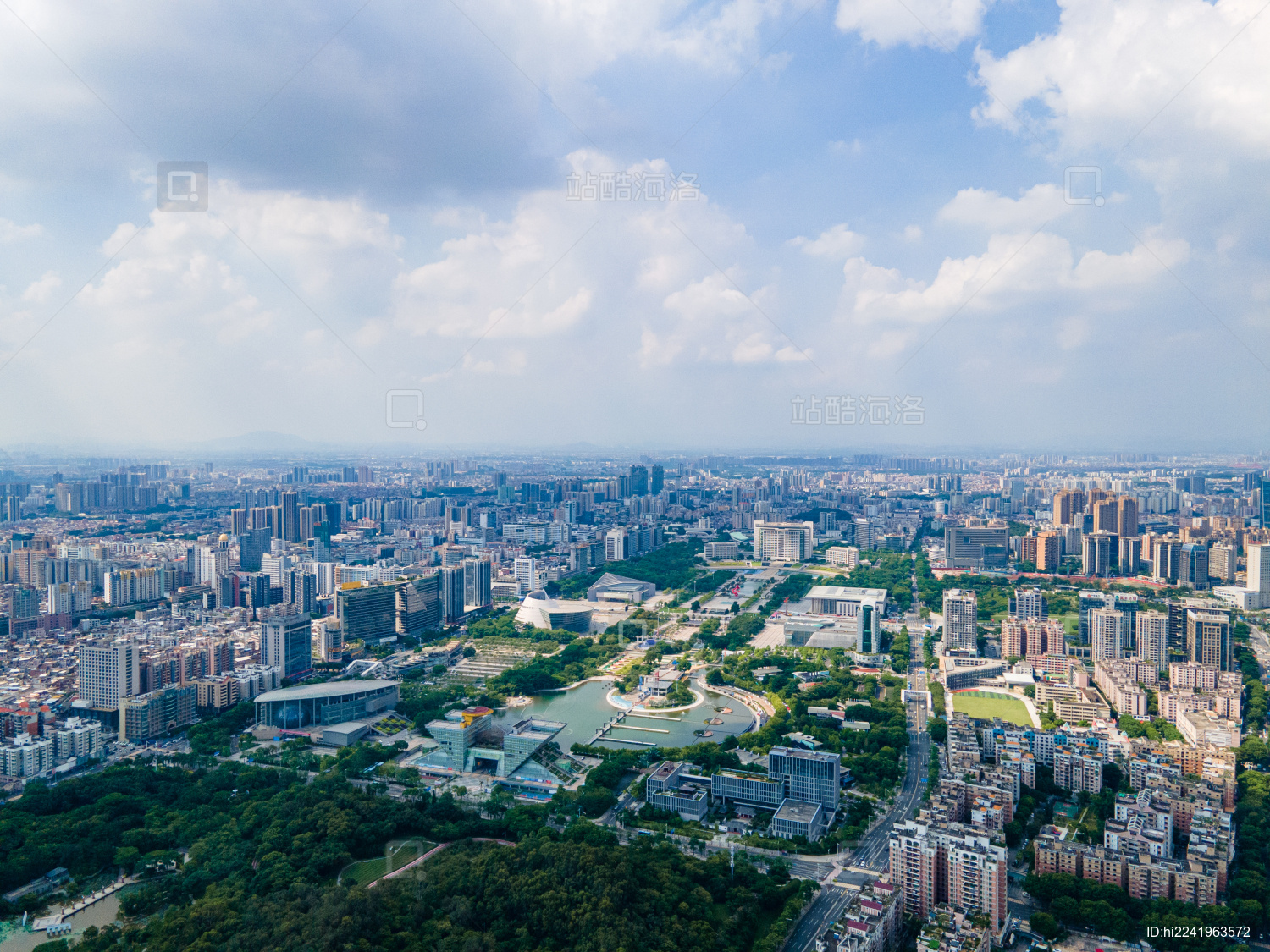 广东东莞南城中心广场南广场建筑群航拍