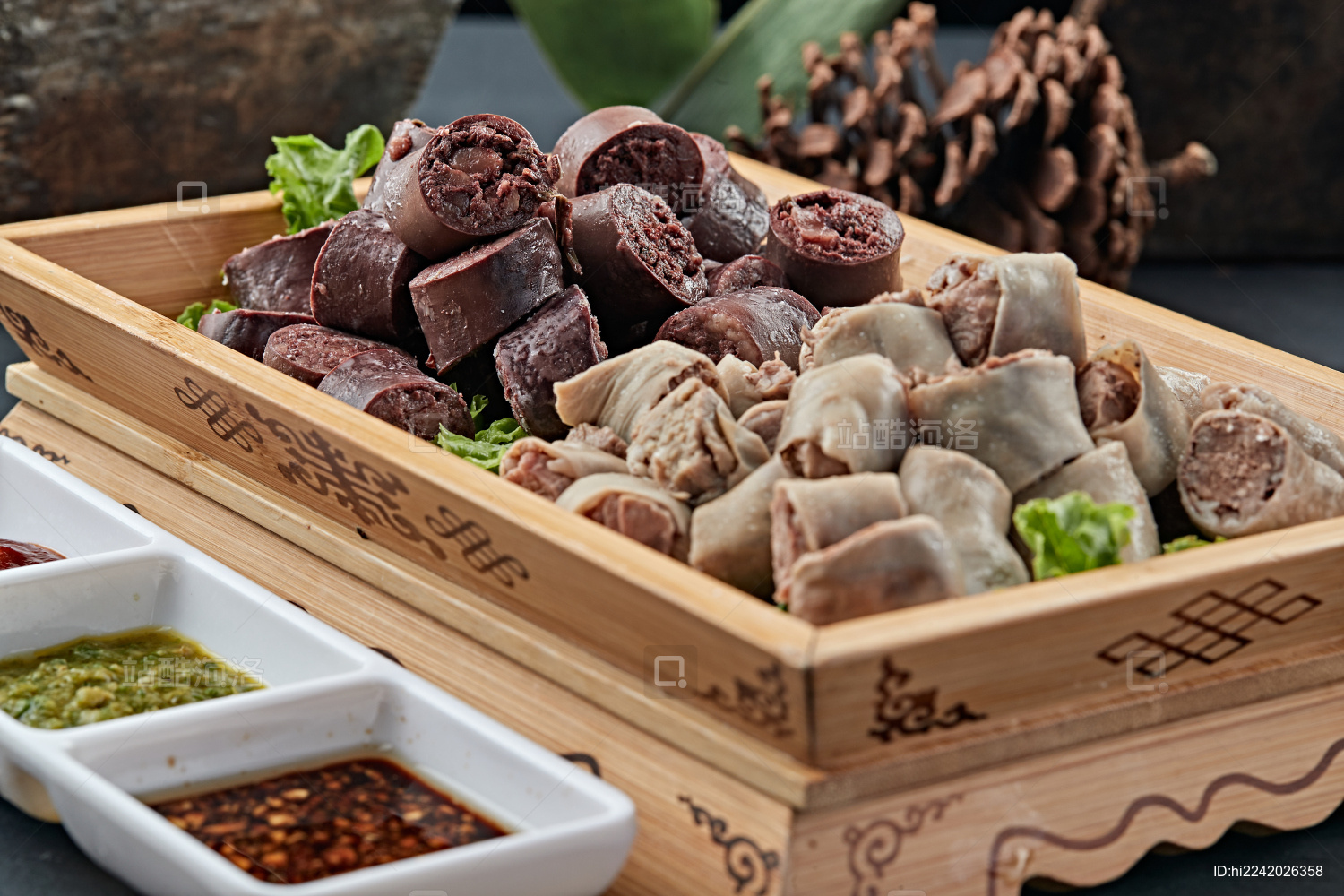 蘸汁蒜香双拼肠（肥羊蒜肠 灌羊血肠）