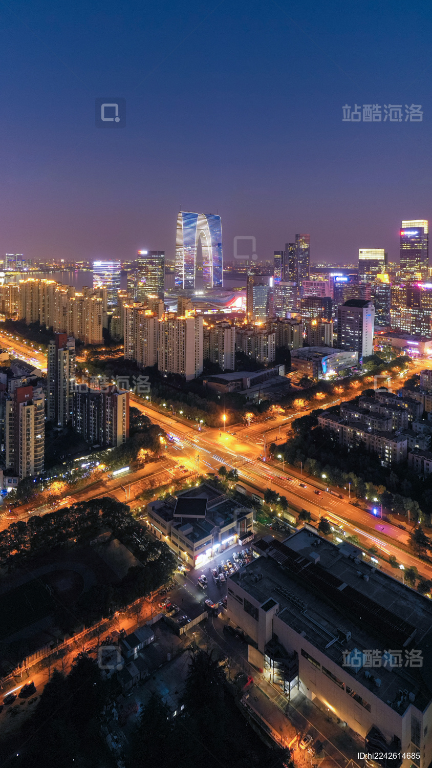 航拍苏州现代城市夜景