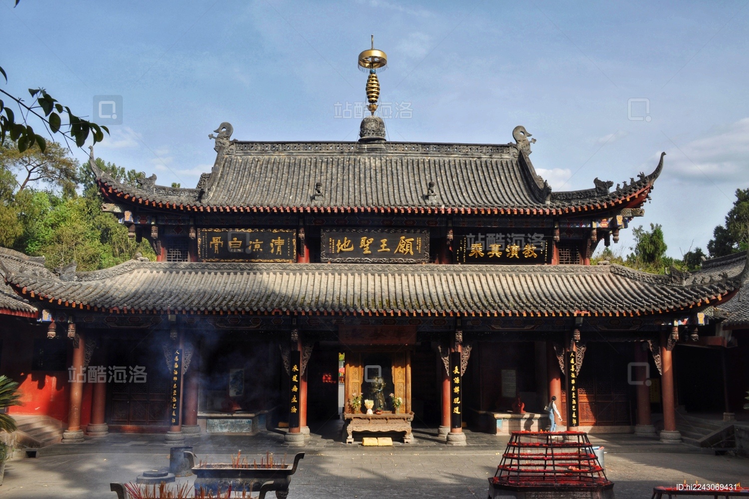 四川成都龙泉驿石经寺