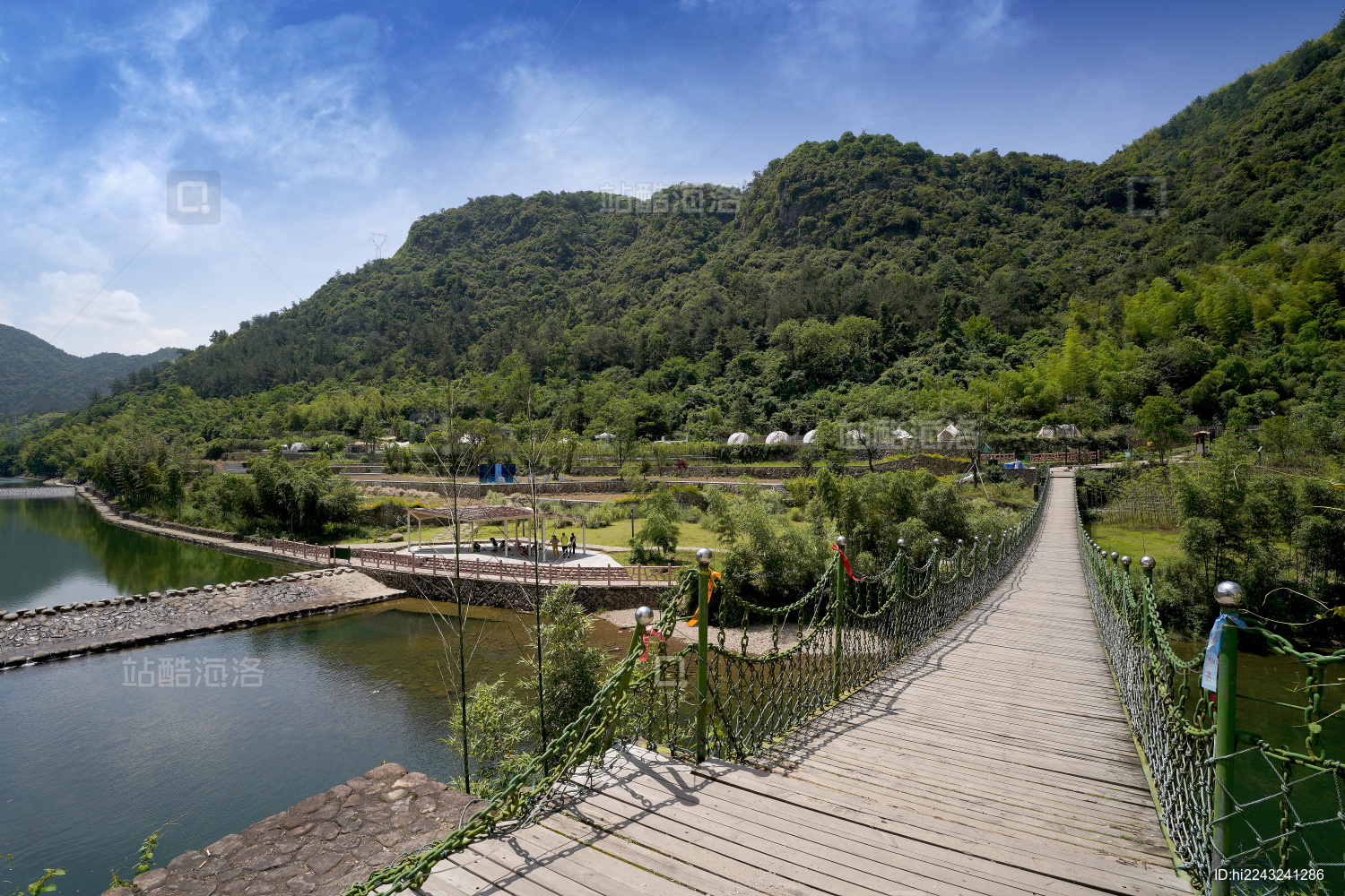 杭州市桐庐县富春江镇芦茨村