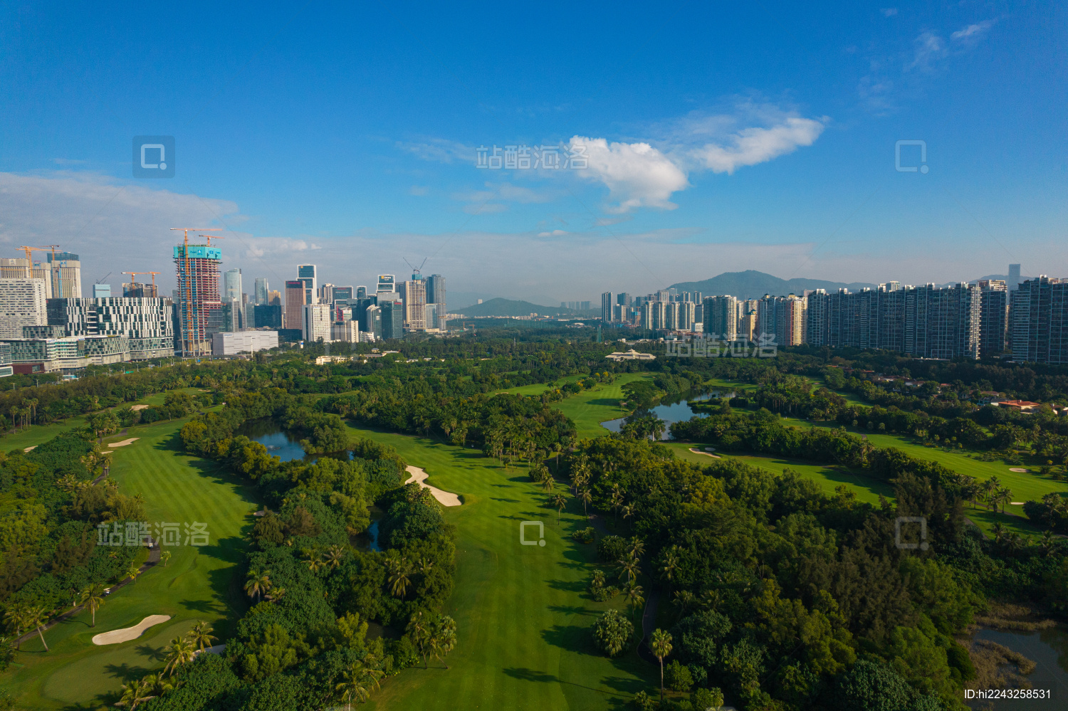 中国深圳高尔夫球场风光