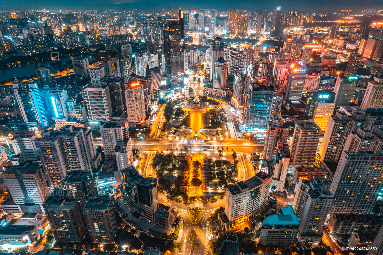 中国广西南宁金湖广场城市风光夜景航拍