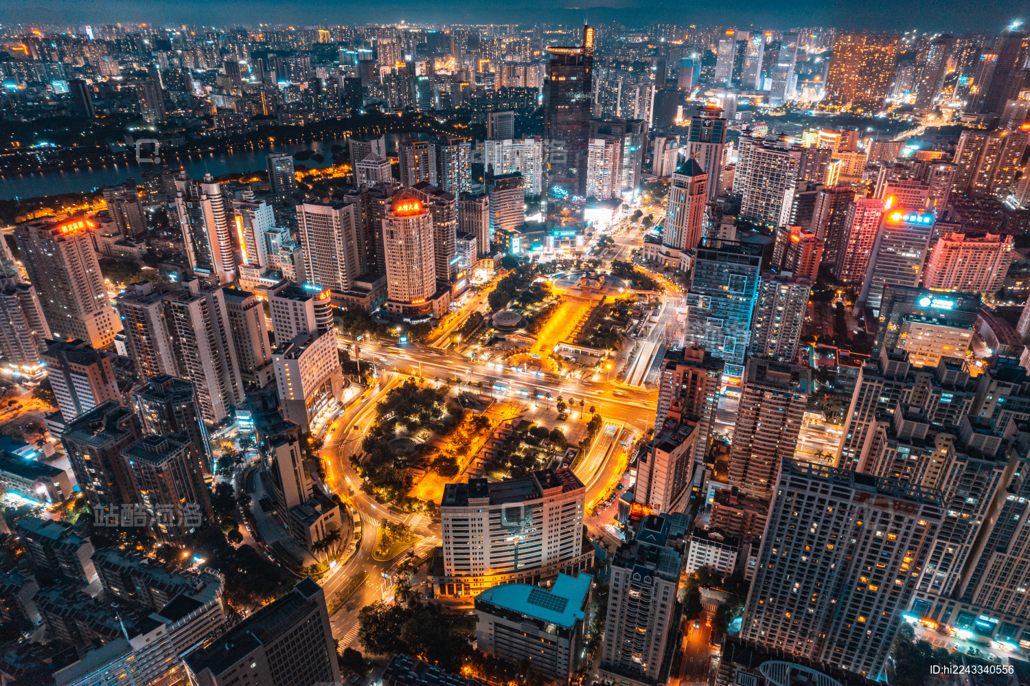 中国广西南宁金湖广场城市风光夜景航拍