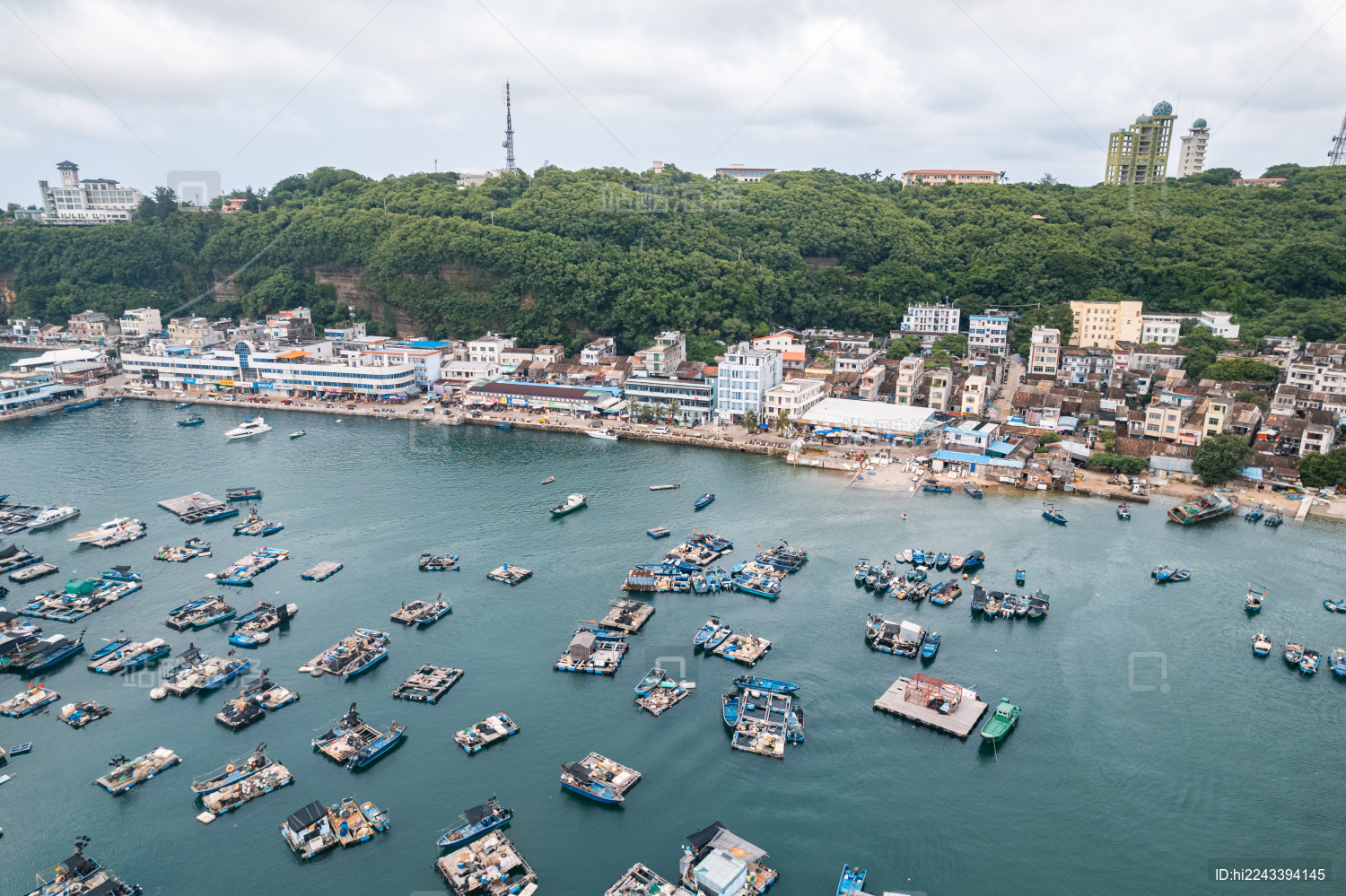 中国广西北海市涠洲岛南湾街风光航拍_站酷海洛_正版图片_视频_字体