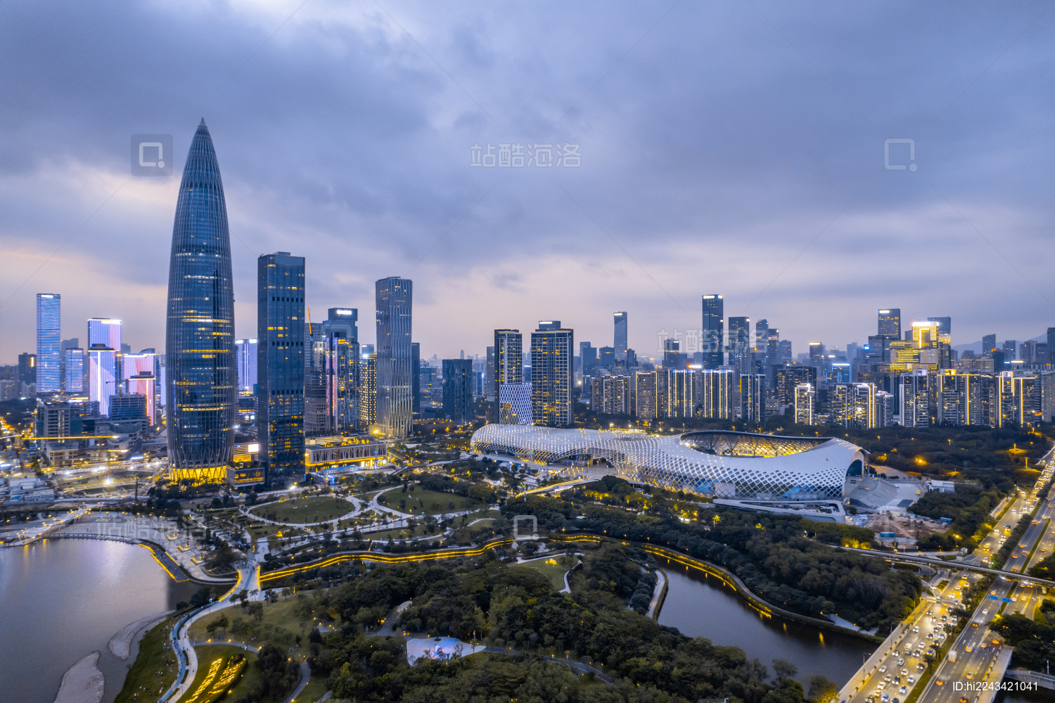 中国深圳南山区后海CBD夜景    