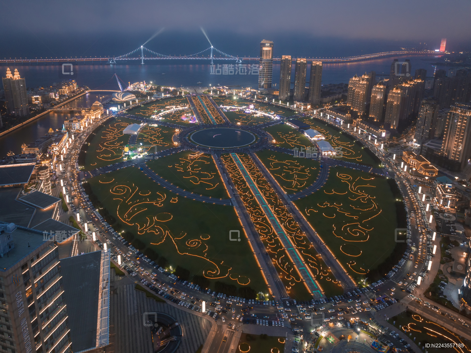 大连星海广场夜景航拍全景
