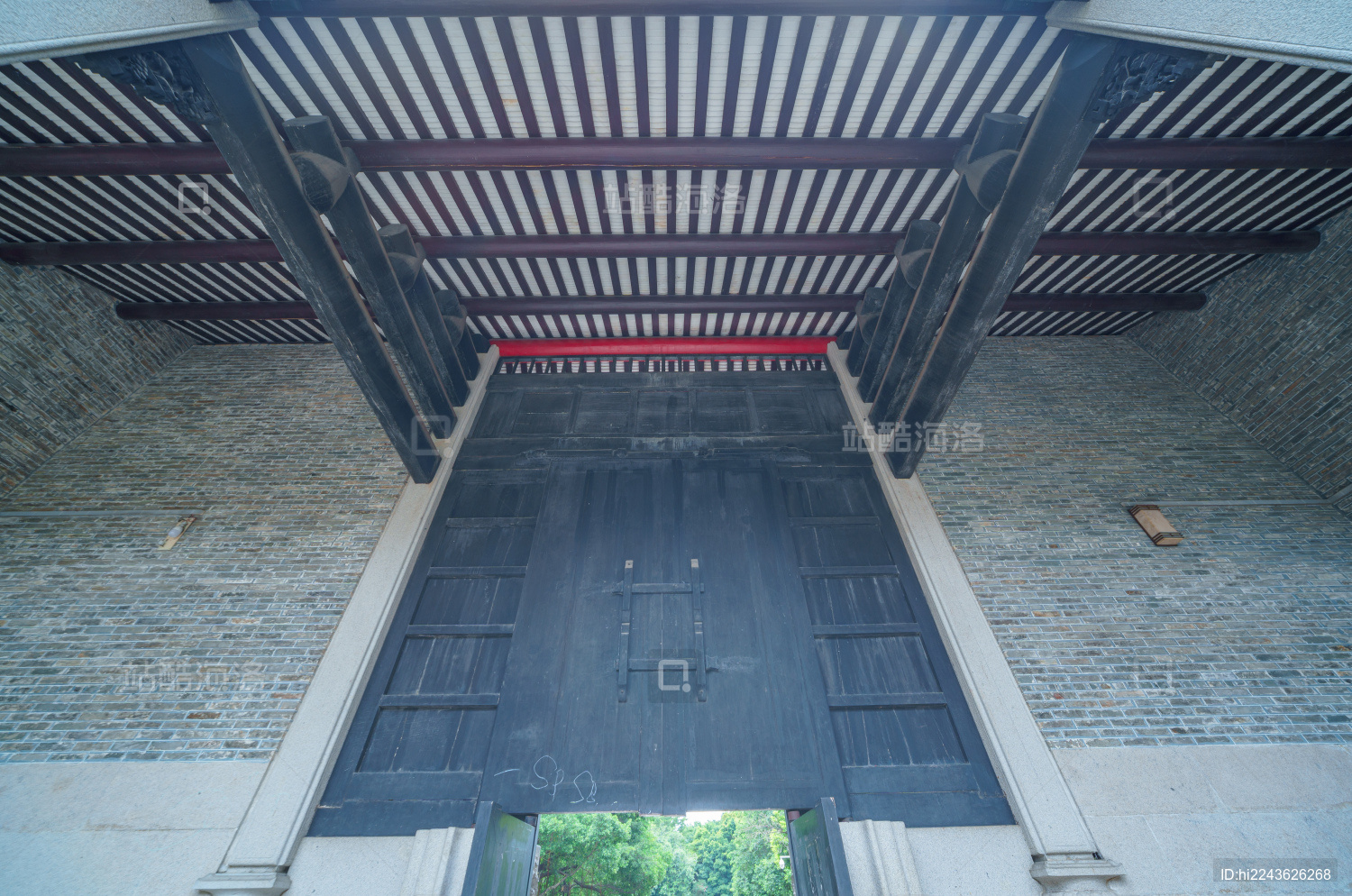 广州海珠小洲村简氏宗祠传统民居老建筑