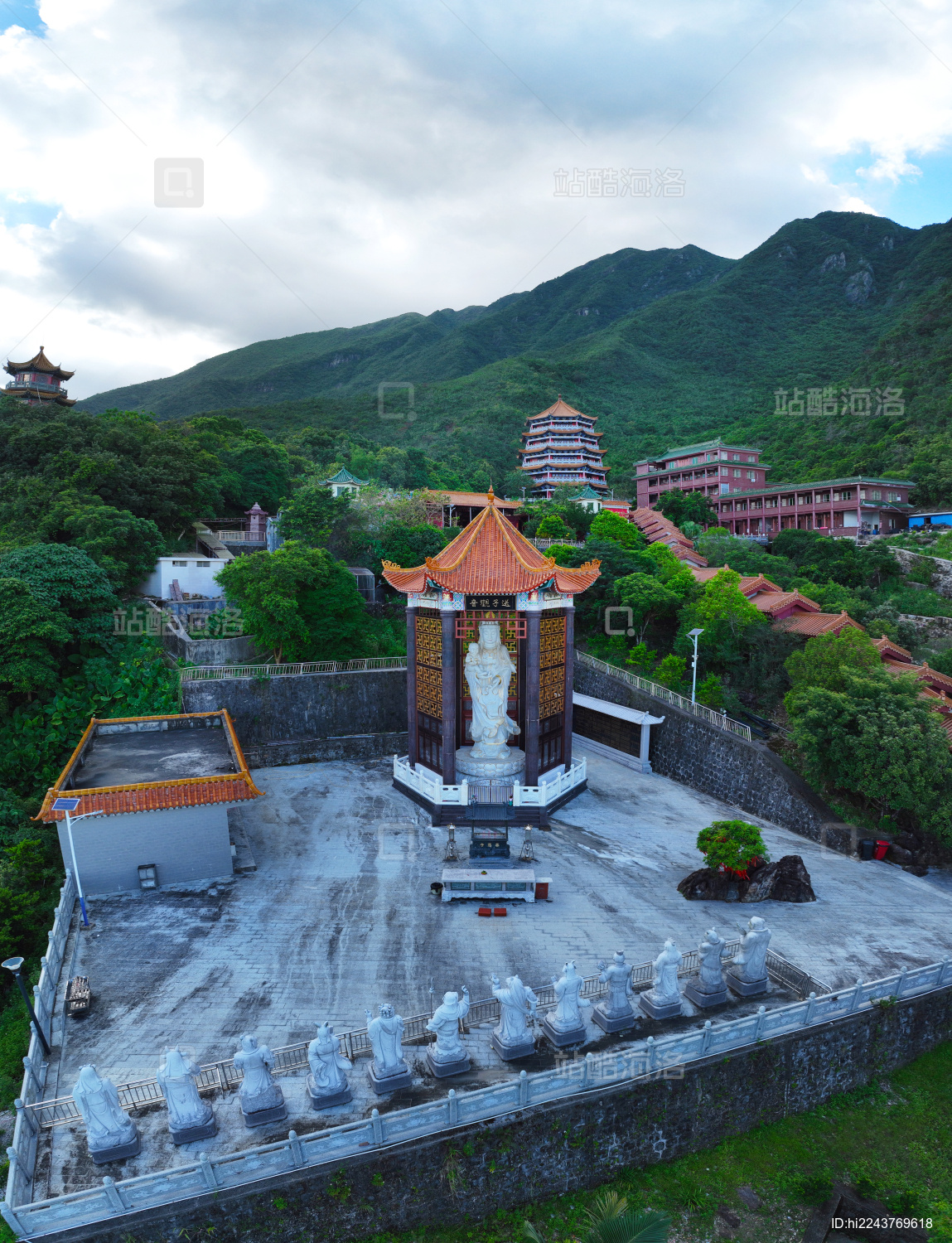 汕尾市海丰县莲花山森林公园云莲寺航拍