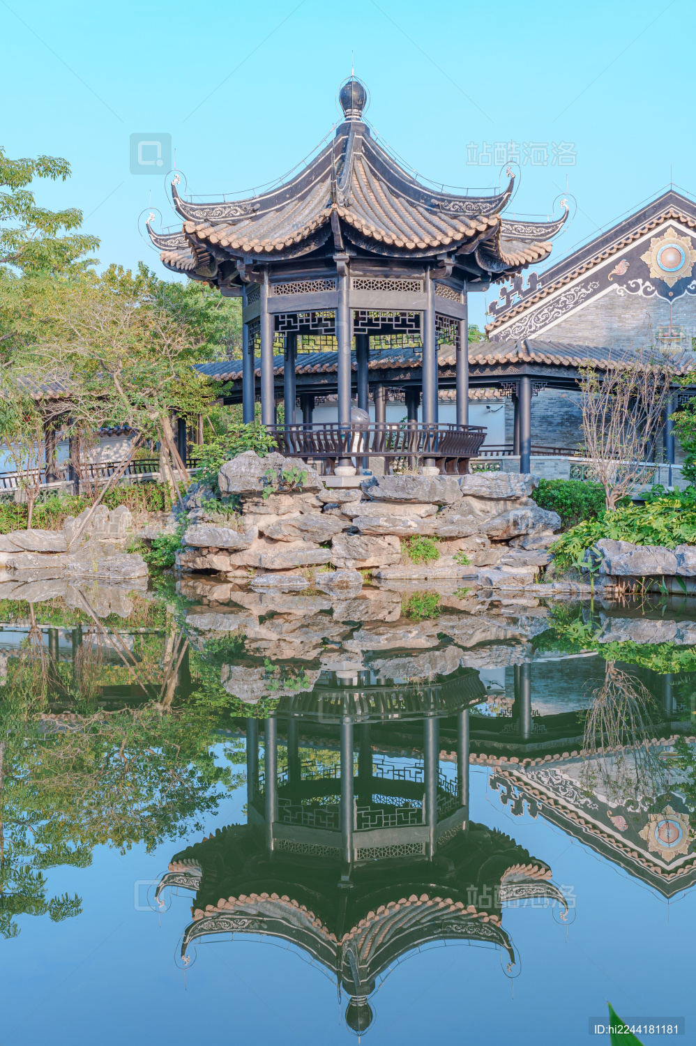 广州市文化馆中式传统岭南建筑园林水景设计