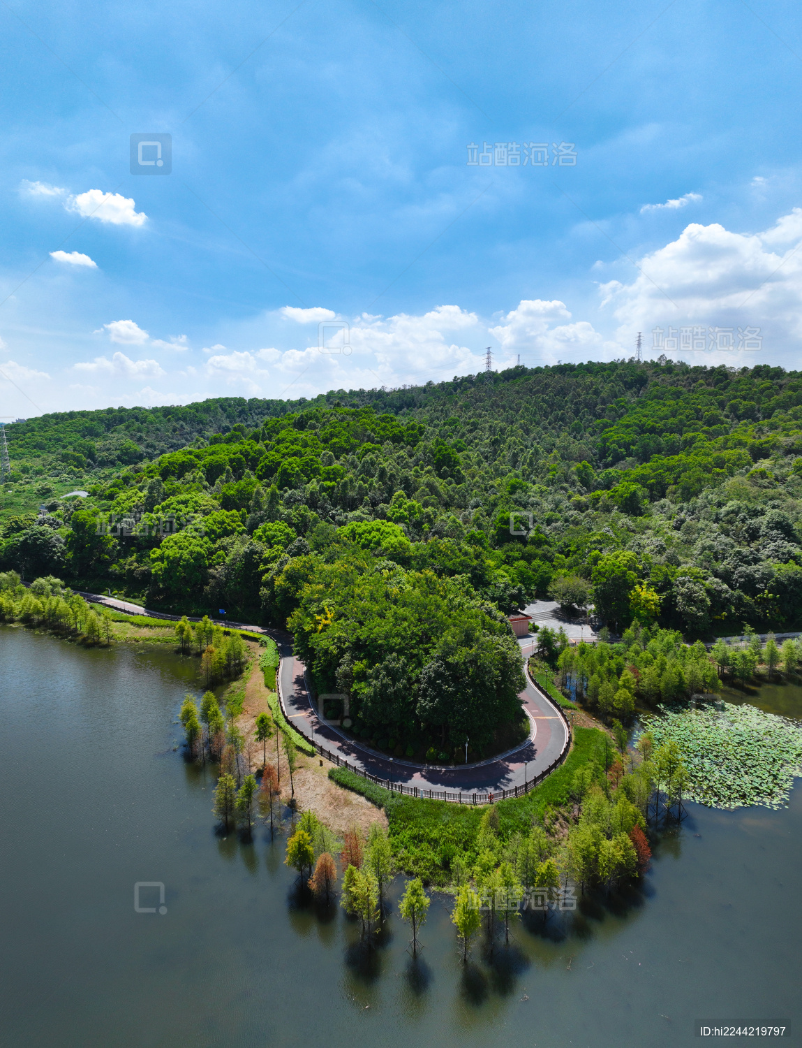 深圳龙岗区红花岭低碳生态公园新生绿谷航拍