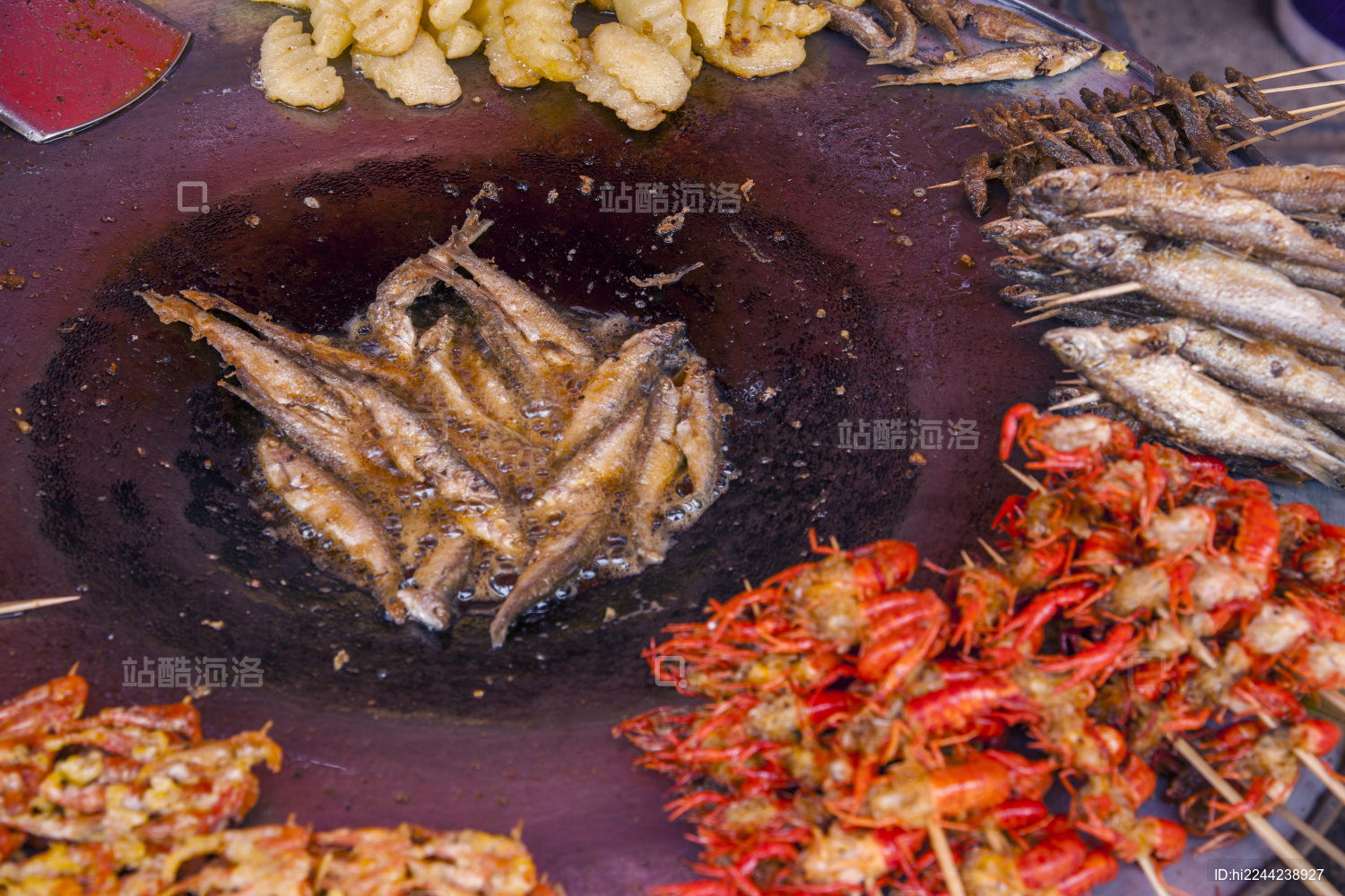 云南大理洱海双廊民间油炸小吃