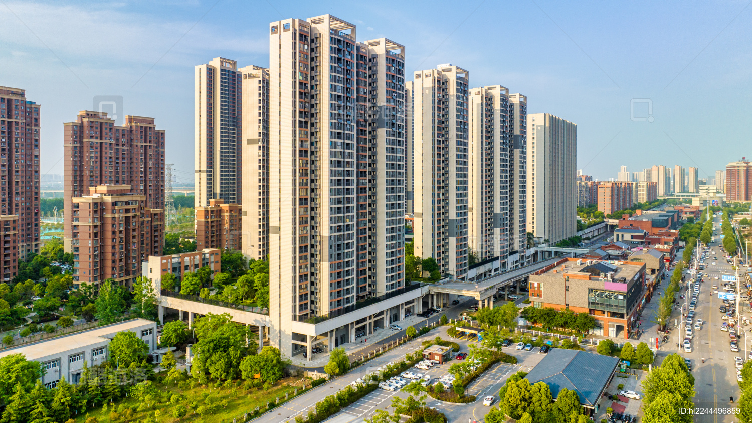 武汉地铁时代常青城楼盘小区