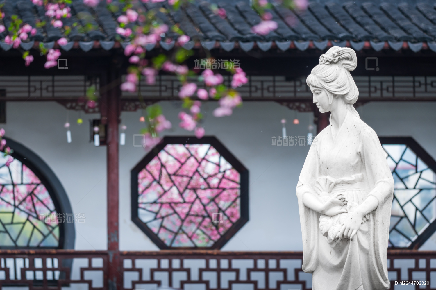 南京莫愁湖公园莫愁女塑像