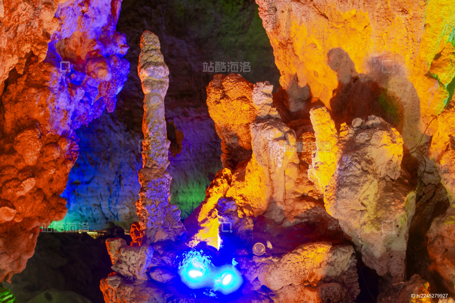 天下第一洞巴马长寿村百魔洞