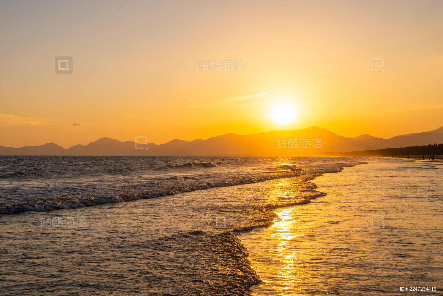 广东省阳江市阳西县溪头镇北寮村海滩日落