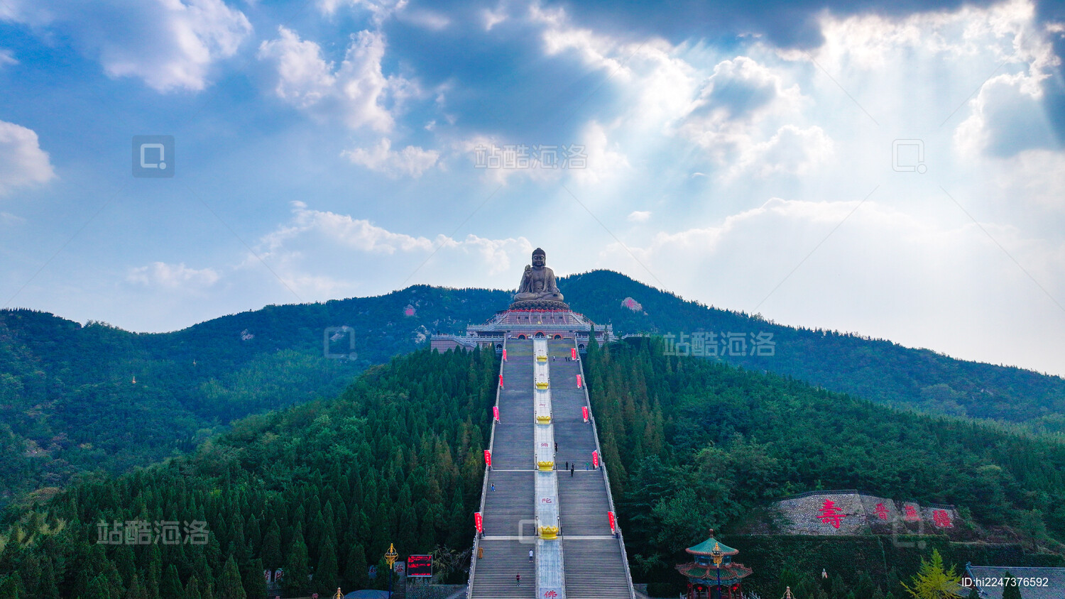 山东省龙口市南山大佛景区