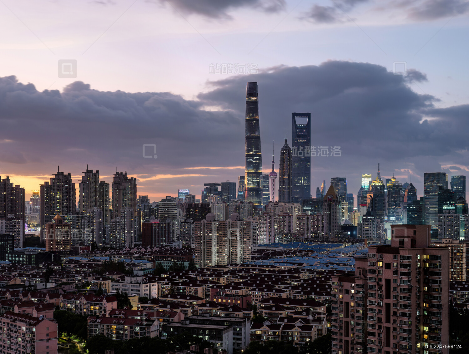 中国上海浦东陆家嘴城市天际线