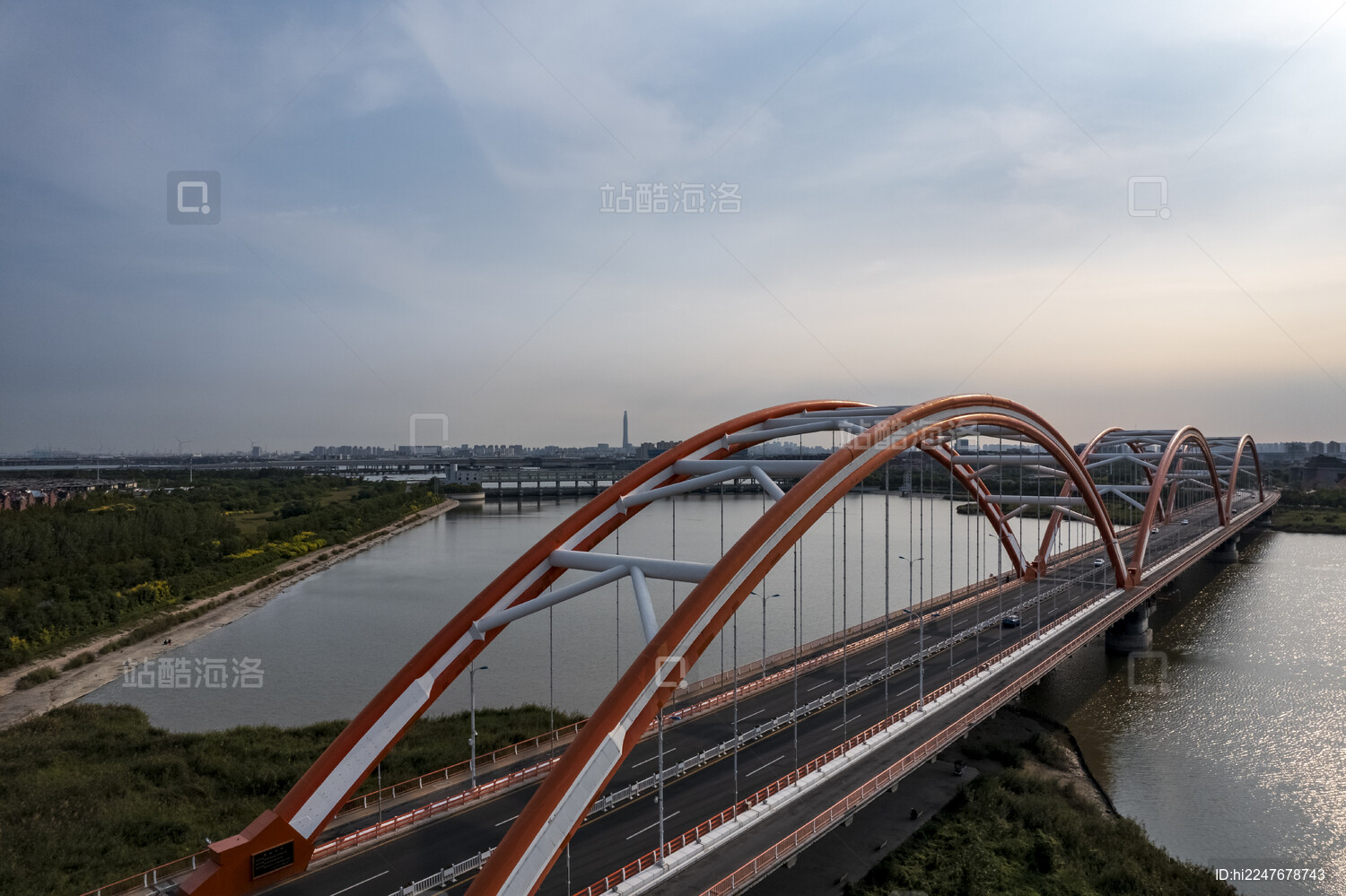 天津滨海生态城永定新河彩虹大桥城市风光