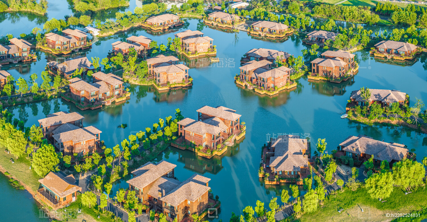 中国湖州独特的水上酒店建筑群