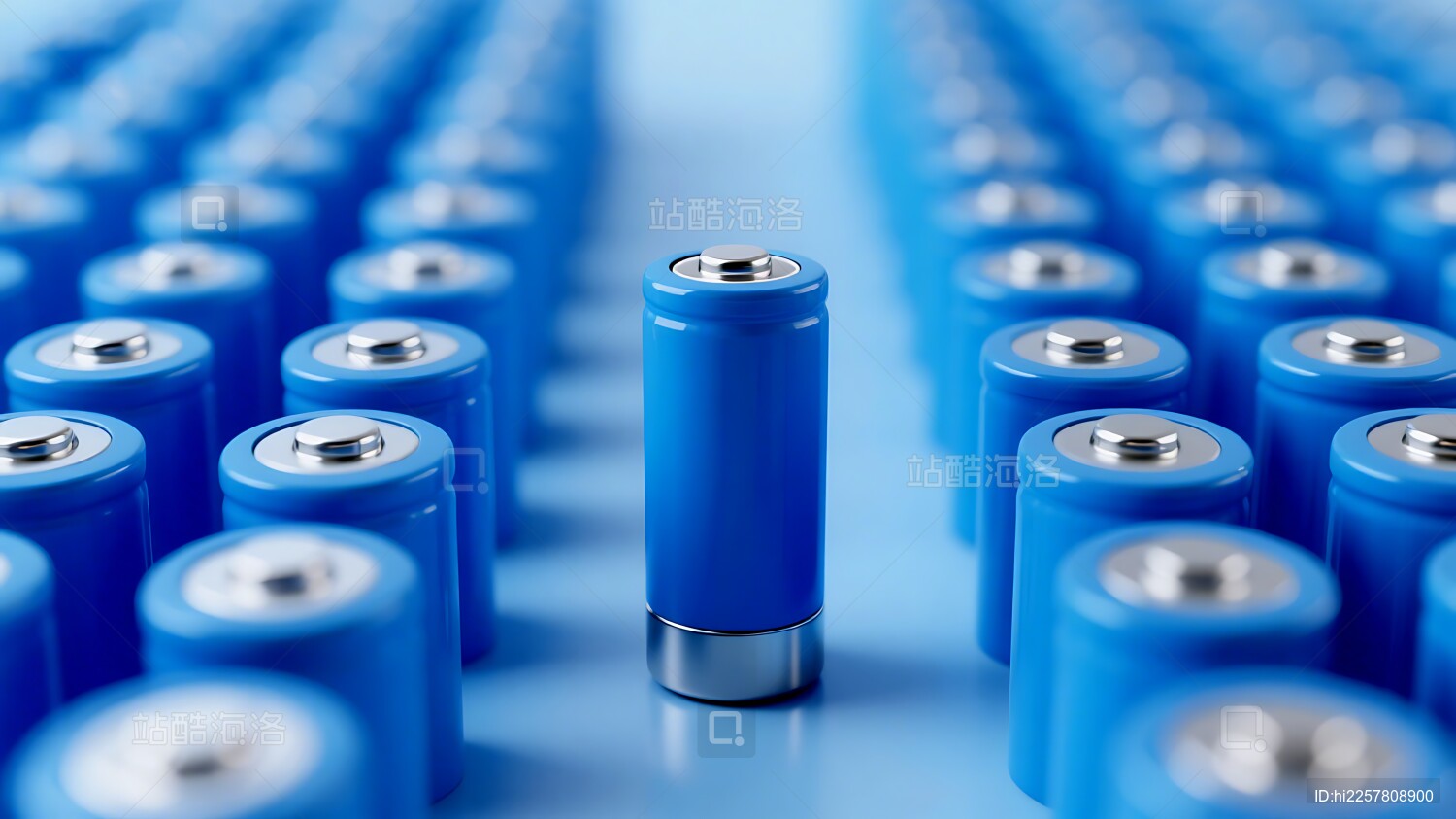 蓝色背景下的电池阵列特写