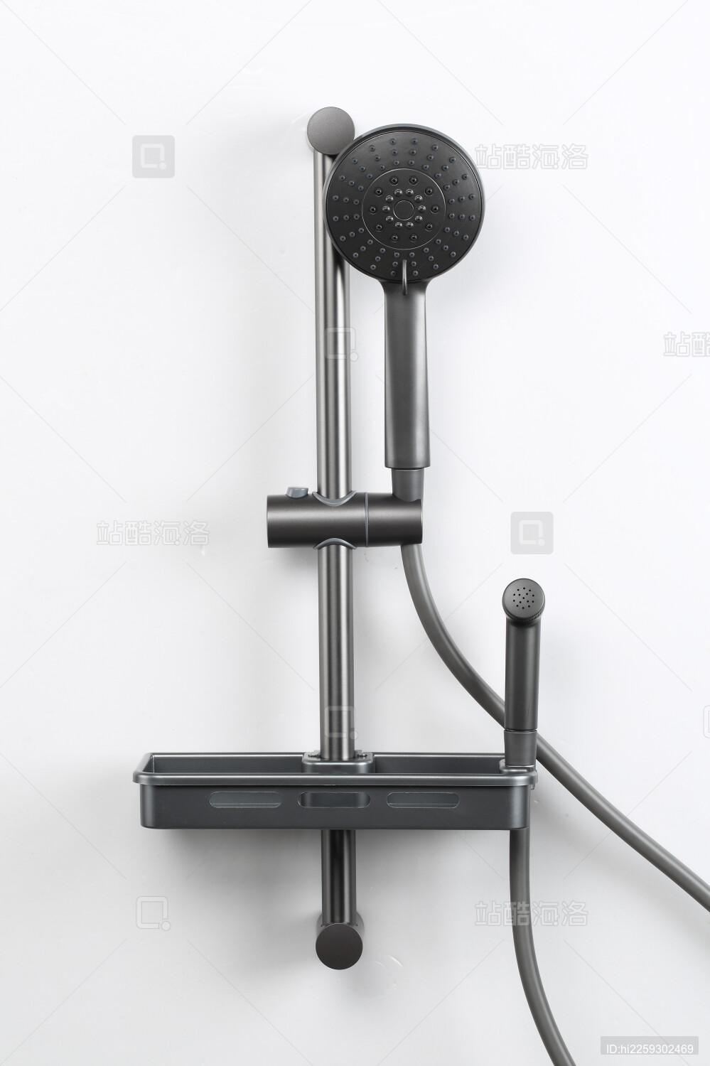 黑色淋浴花洒上的置物架白底特写