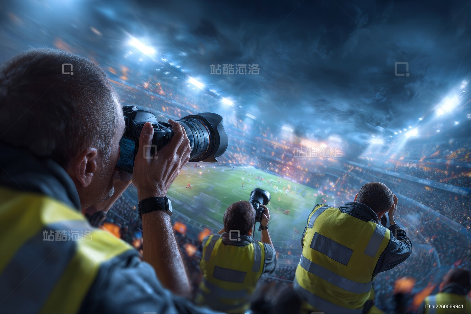 摄影师场边拍摄比赛