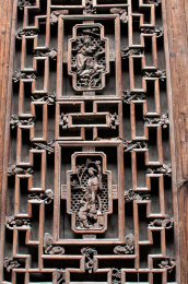 窗户的浮雕特写