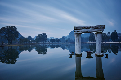 广西桂林生命之门