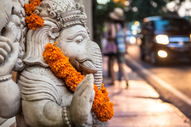 巴厘岛上的雕像