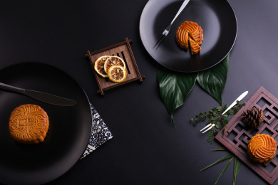 中国中秋传统美食月饼摆拍