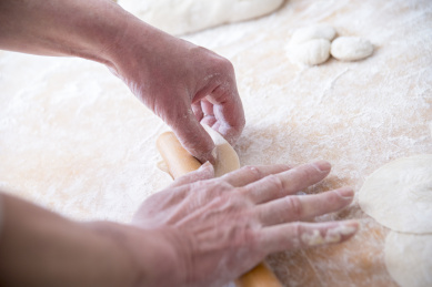 包饺子