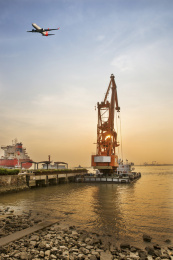 中国江苏省常州市西太湖城市风光