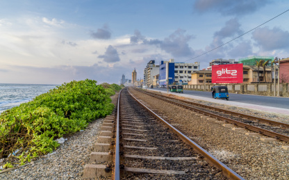 斯里兰卡 Sri Lanka 的海边铁路