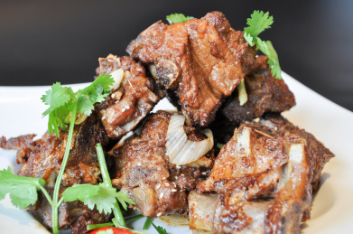 香辣手抓龙骨 亚洲