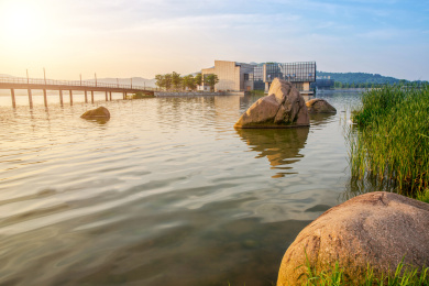 中国江苏省苏州金鸡湖独墅湖风光