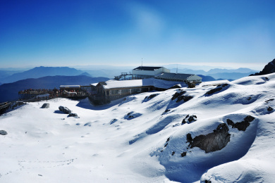 玉龙雪山